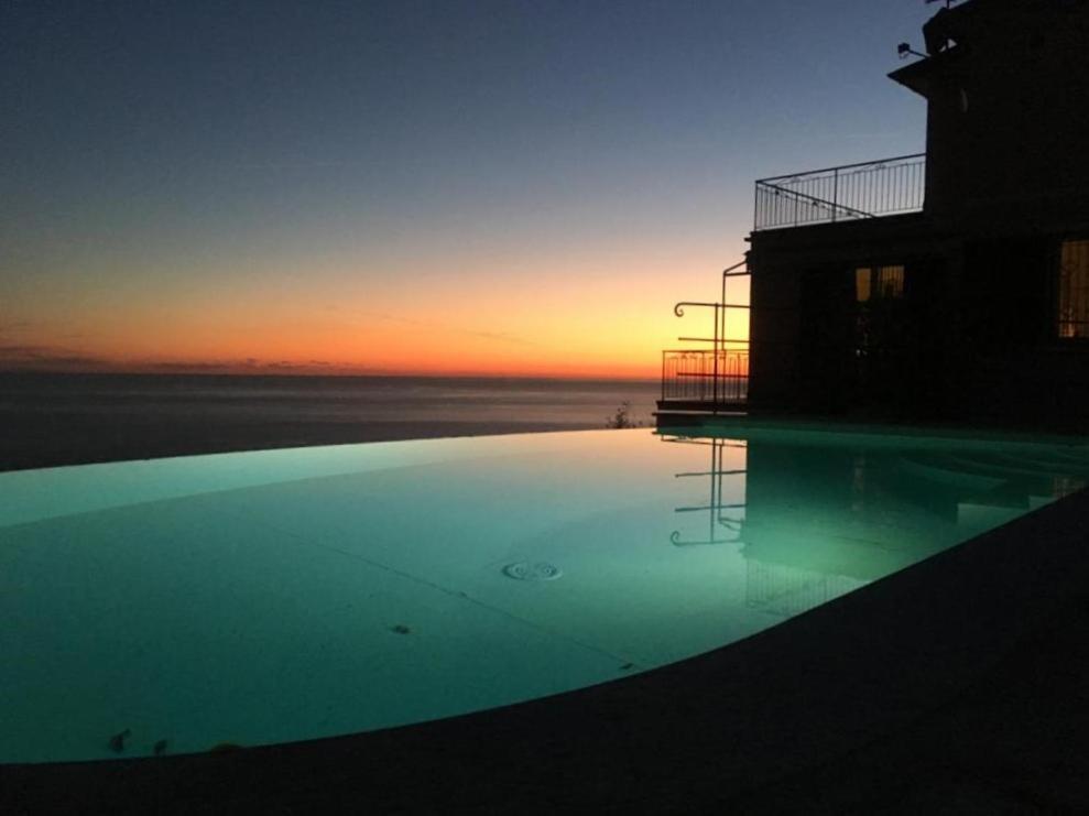 Casaviva - Ampio Trilocale Vista Mare Con Piscina - Pieve Alta Daire Pieve Ligure Dış mekan fotoğraf